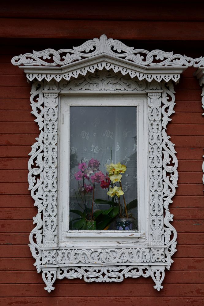 Глядим в окна