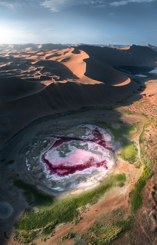 Photograph by He Jinyi