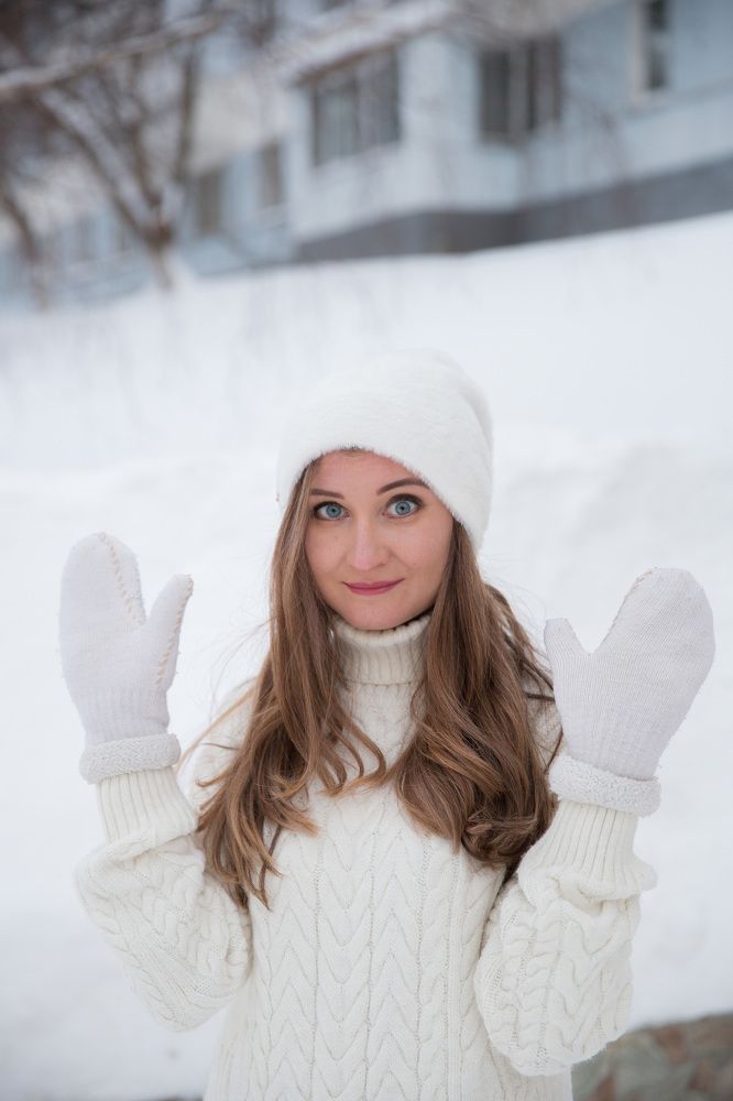 beautiful brown-haired girl