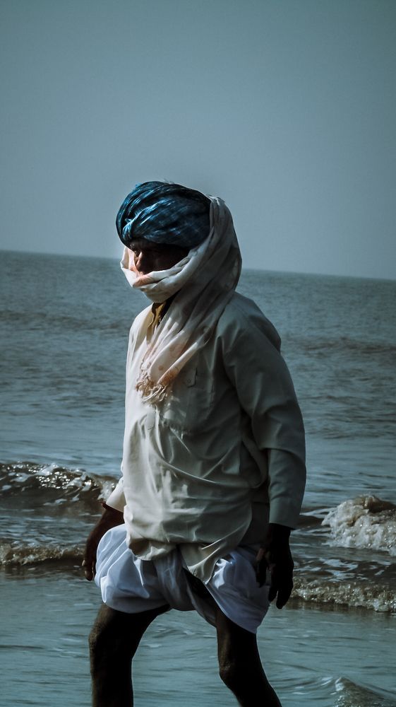 Photograph by DIGEN MORE