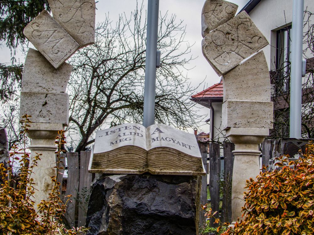 Photograph by János Rábli