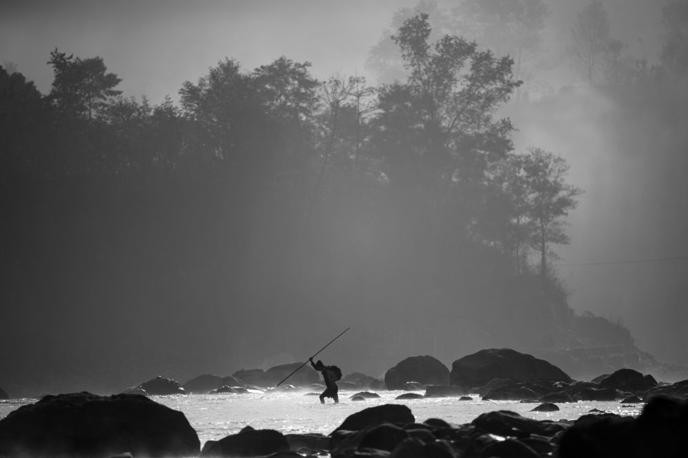 The fisherman in the Mist