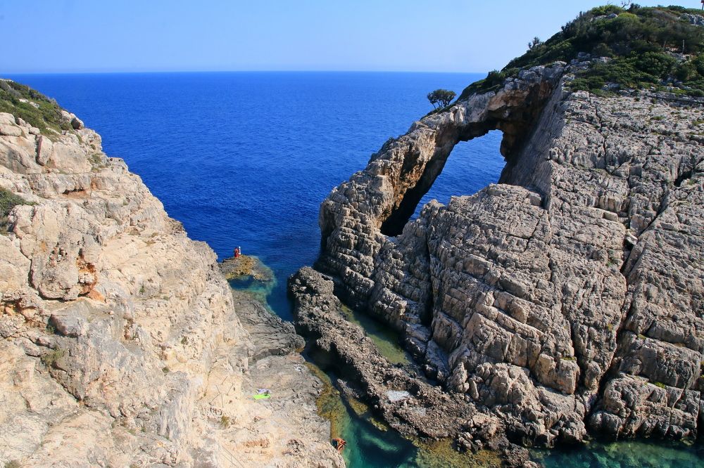 Photograph by Takis Bananis