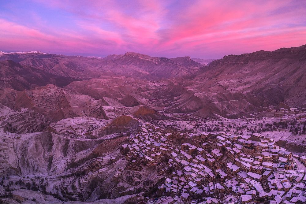 Photograph by Vladimir Kushnarev