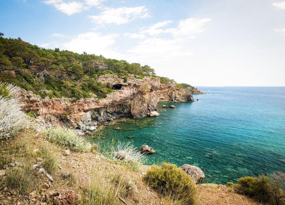 Изумрудная бухта...