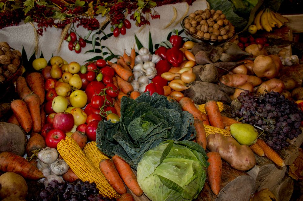 стол изобилия