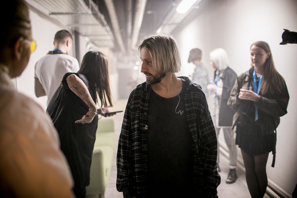 выход на сцену