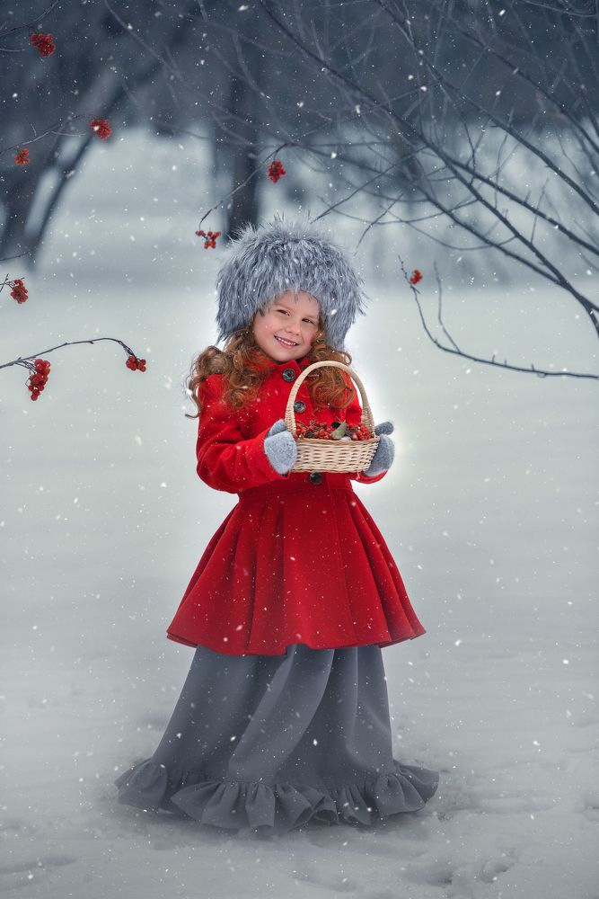 Девочка с калиной.