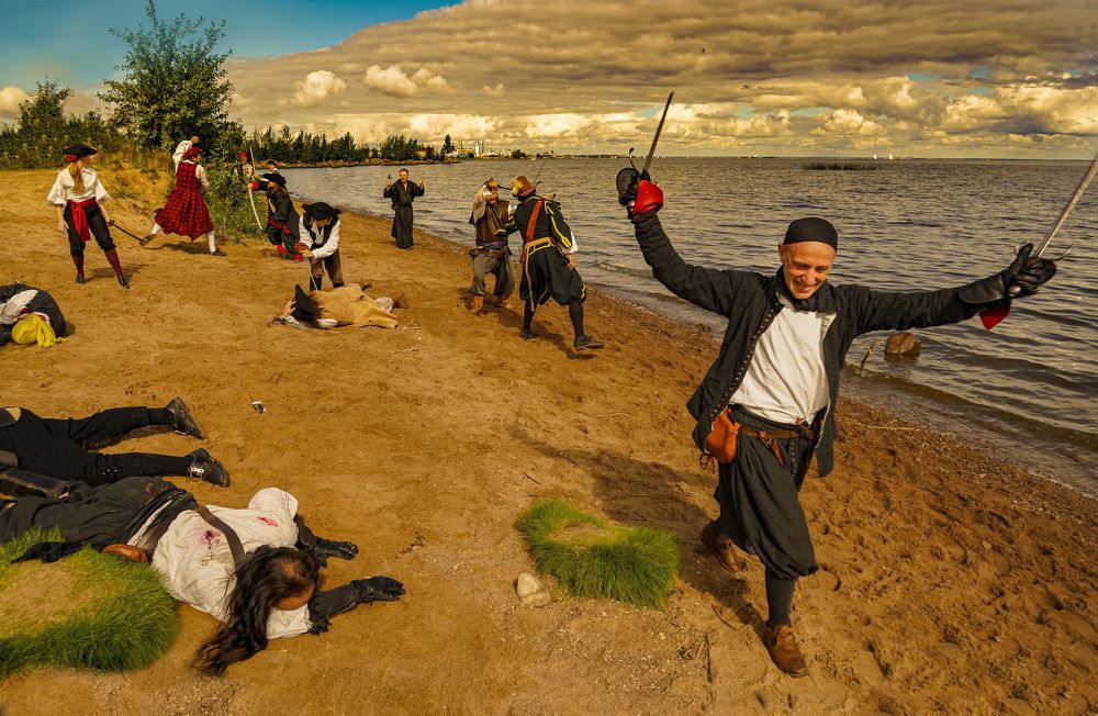 На берегу залива