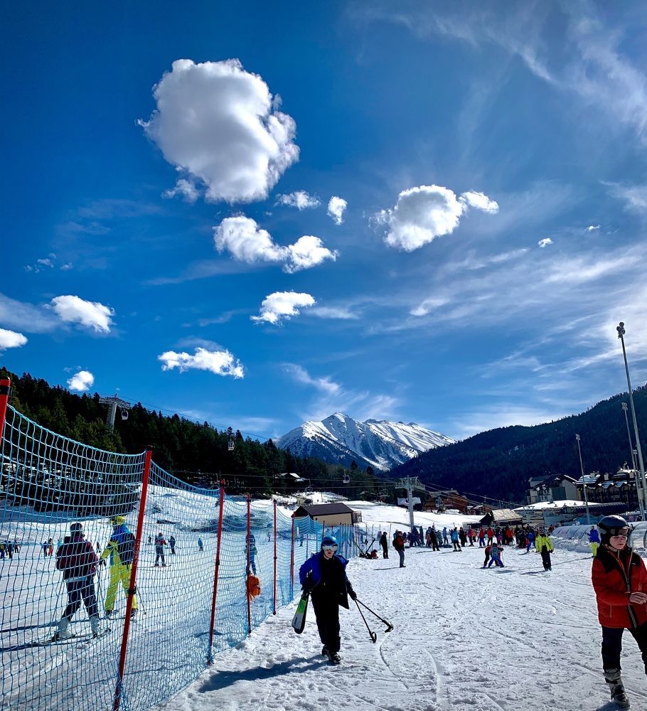 Горнолыжники