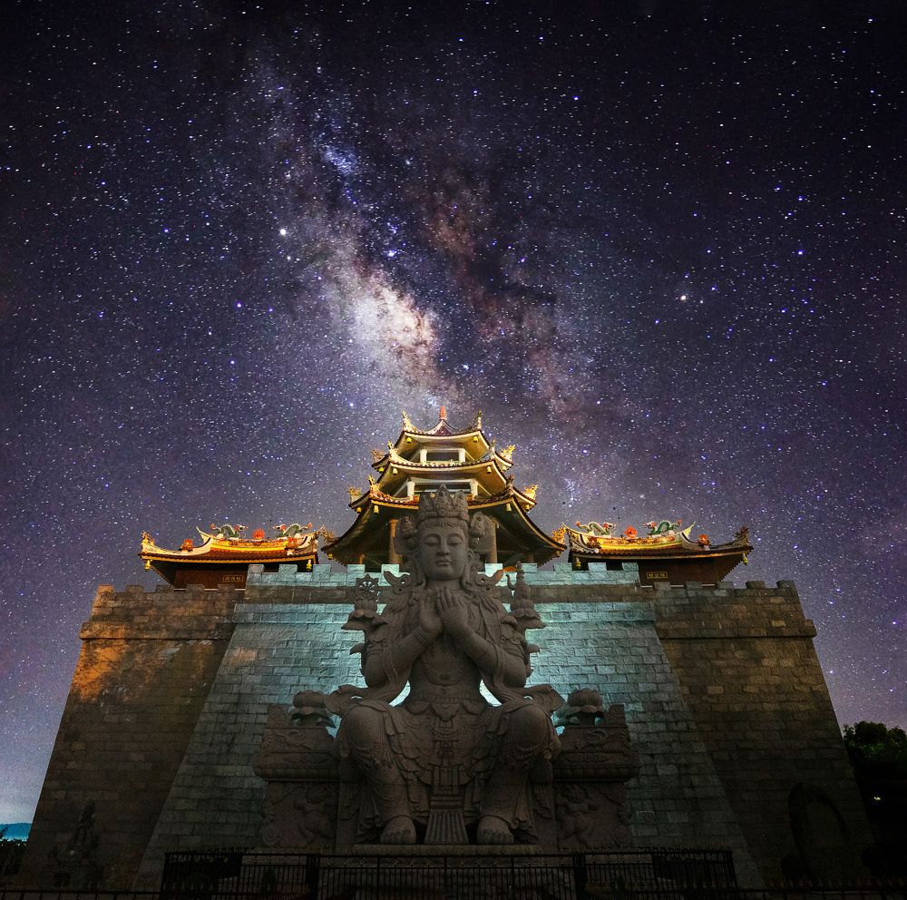 Photograph by JaY Wu