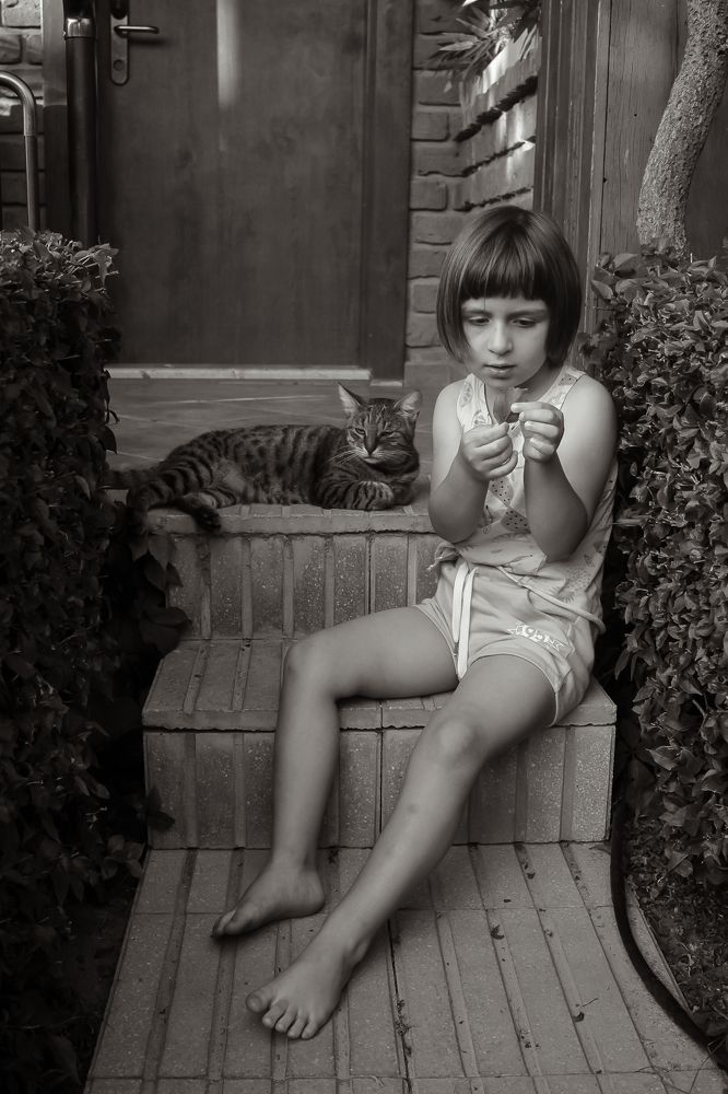 На крылечке