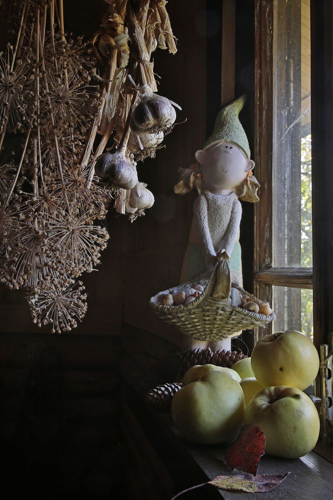 В старом амбаре...