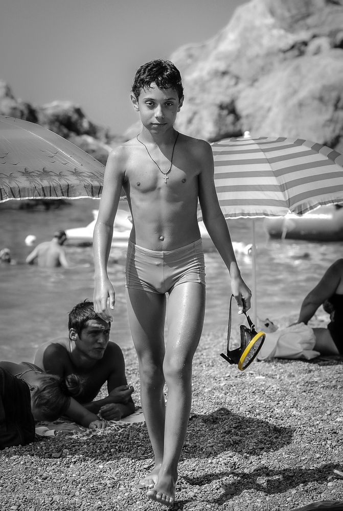 Смуглый мальчик...