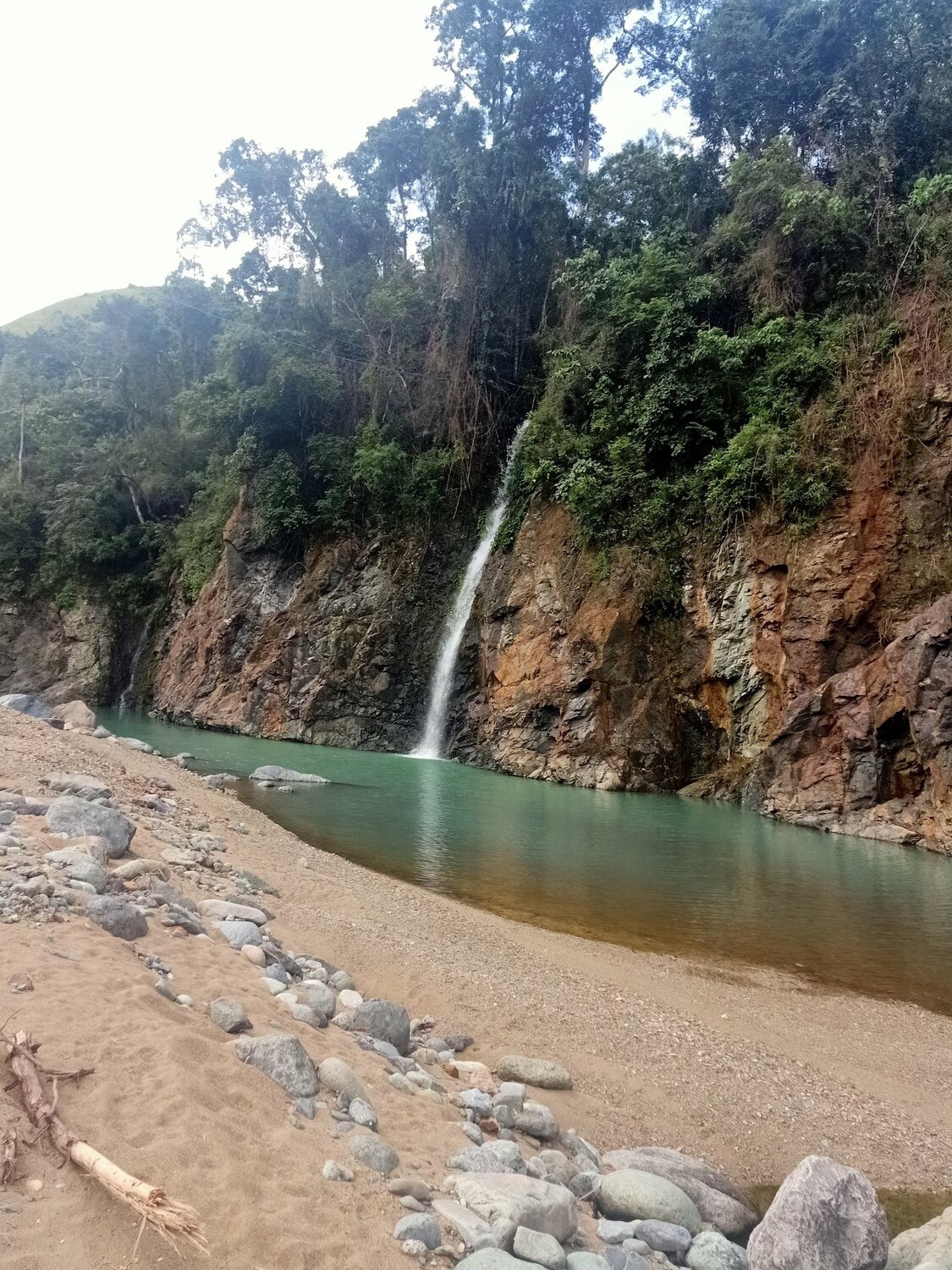 Falling in Falls