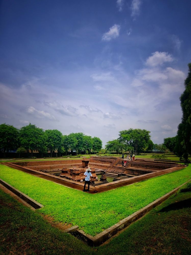 Photograph by Adhi hendrana Jaya wardhana