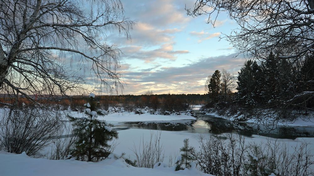 Зимний вечер на реке. Сибирь. 2020г.