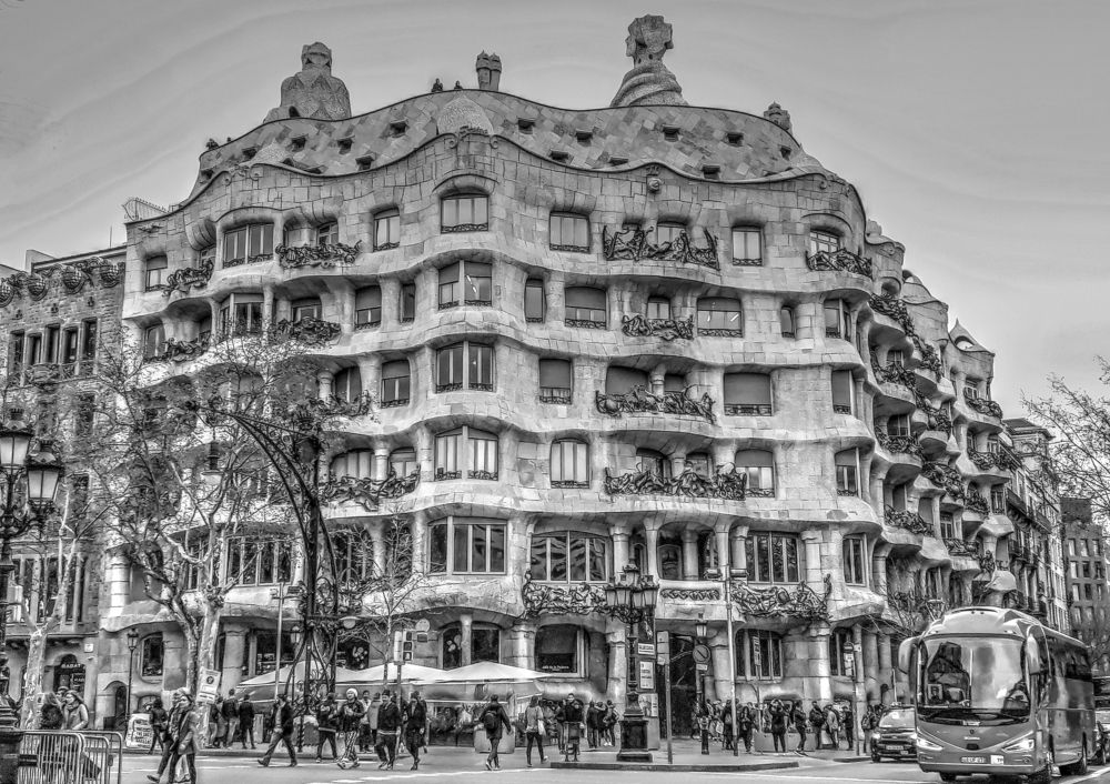 LA PEDRERA - GAUDÍ