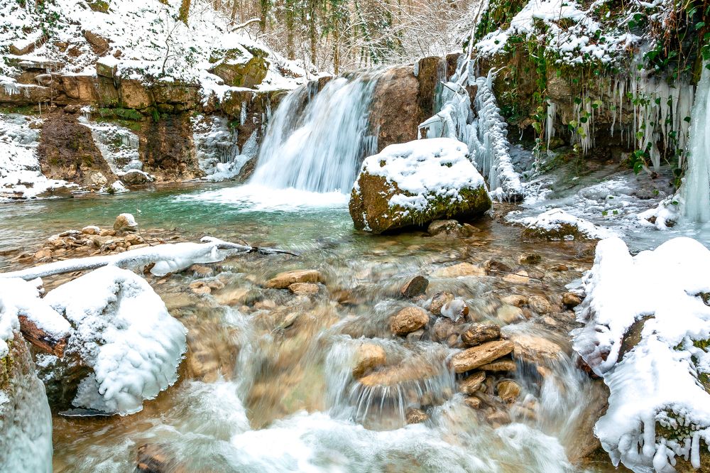 Зимний водопад на Тамбовском ручье