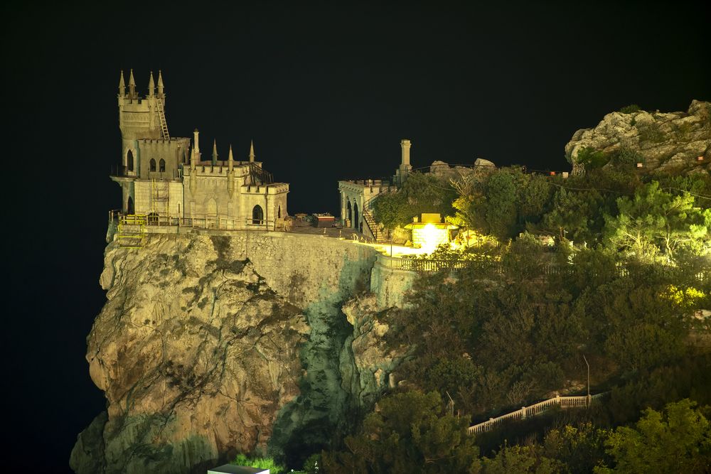 Ласточкино гнездо