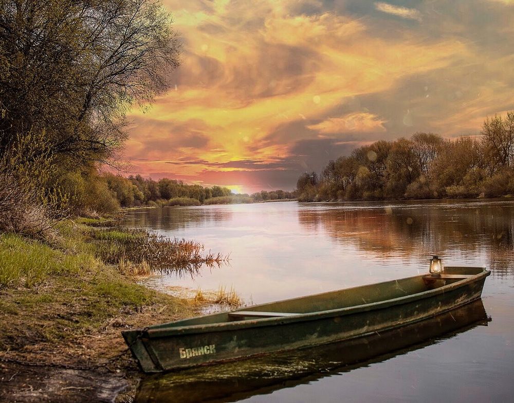 Летний закат дома