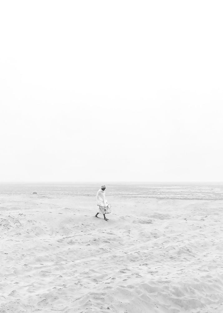 THE WHITE DESERT PATH
