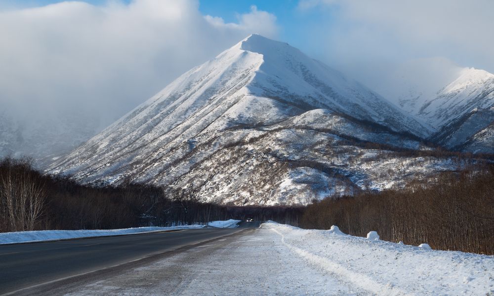Мимо проезжая