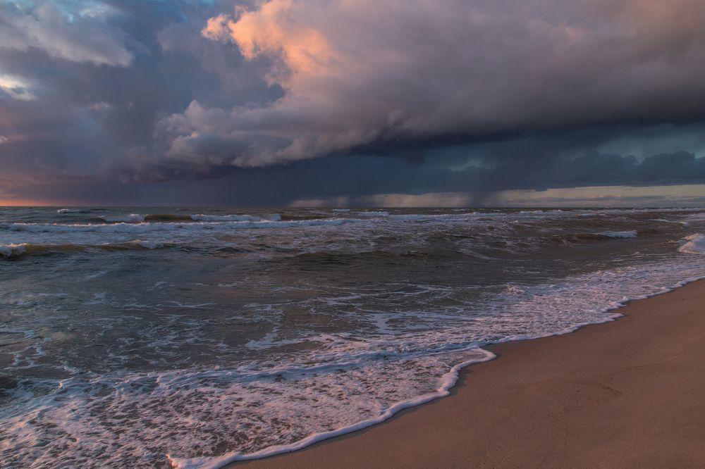 Мартовские облачка над Балтикой