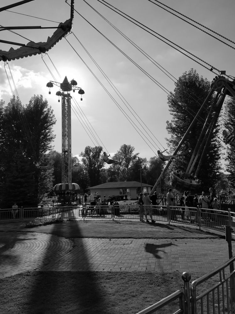 Парк аттракционов