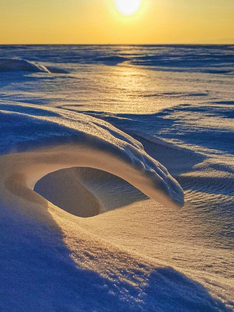 Снежный гребень