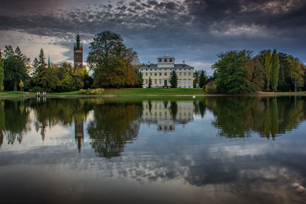 Вёрлицкий дворец (Wörlitzer Schloss). Садово-парковое королевство Дессау-Вёрлиц - памятник Всемирного наследия