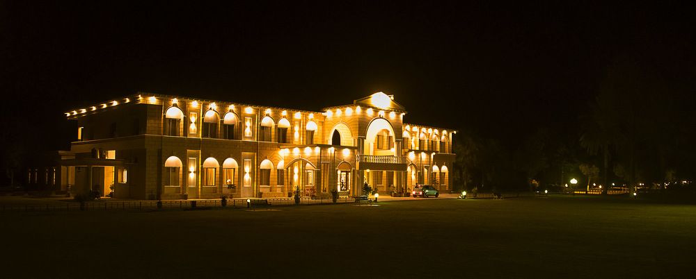 Фотография автора Fawad Hashmi