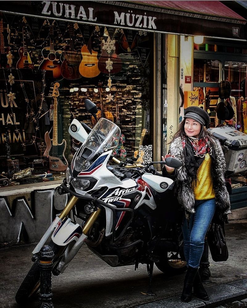 Улица Истикляль в Стамбуле. Турция.январь 2020