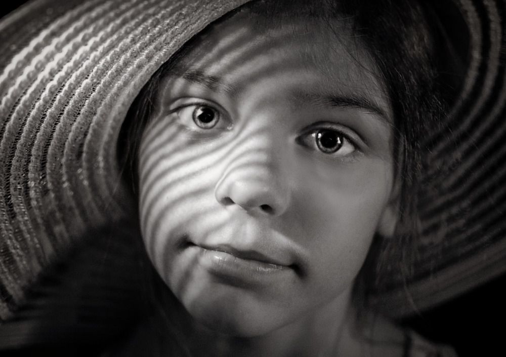 Девочка в шляпе