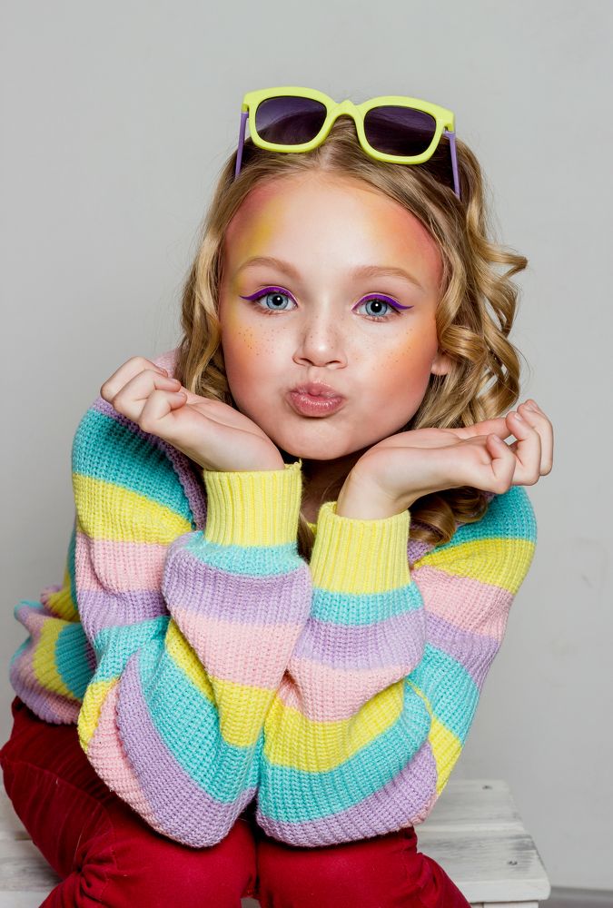 Девочка весна