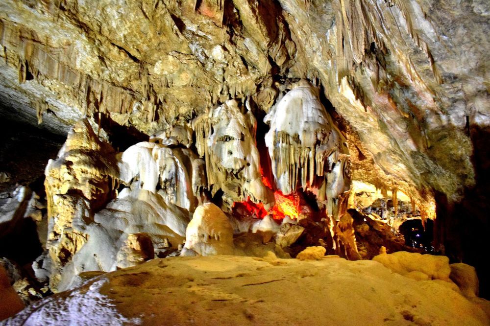 Ново-Афонская пещера.