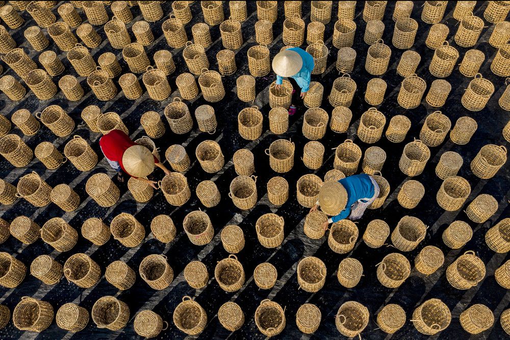 Hang the storage basket