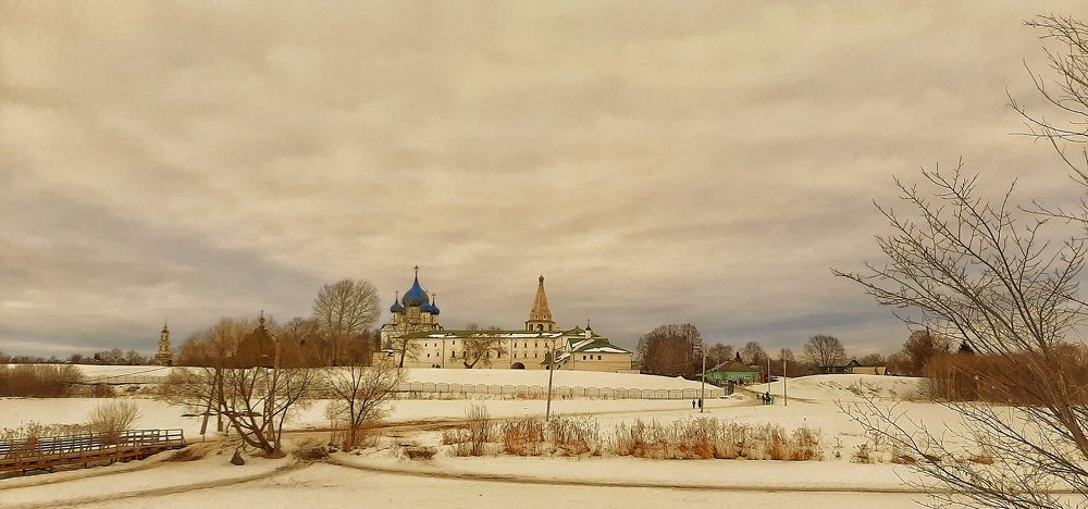 Вид на Собор Рождества Пресвятой Богородицы