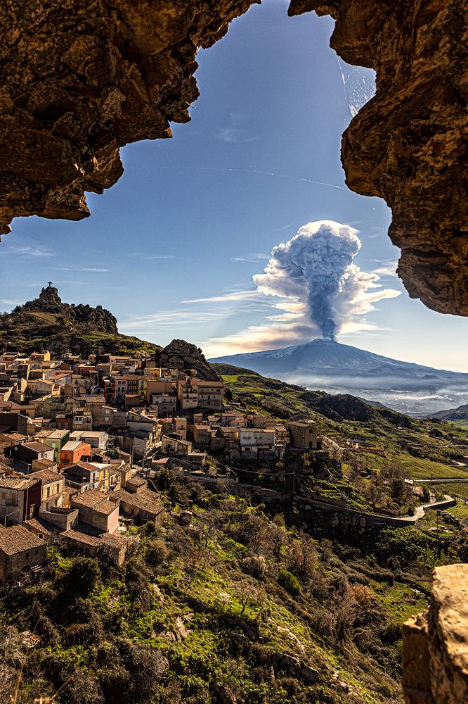 Photograph by FERNANDO ANTONIO FAMIANI