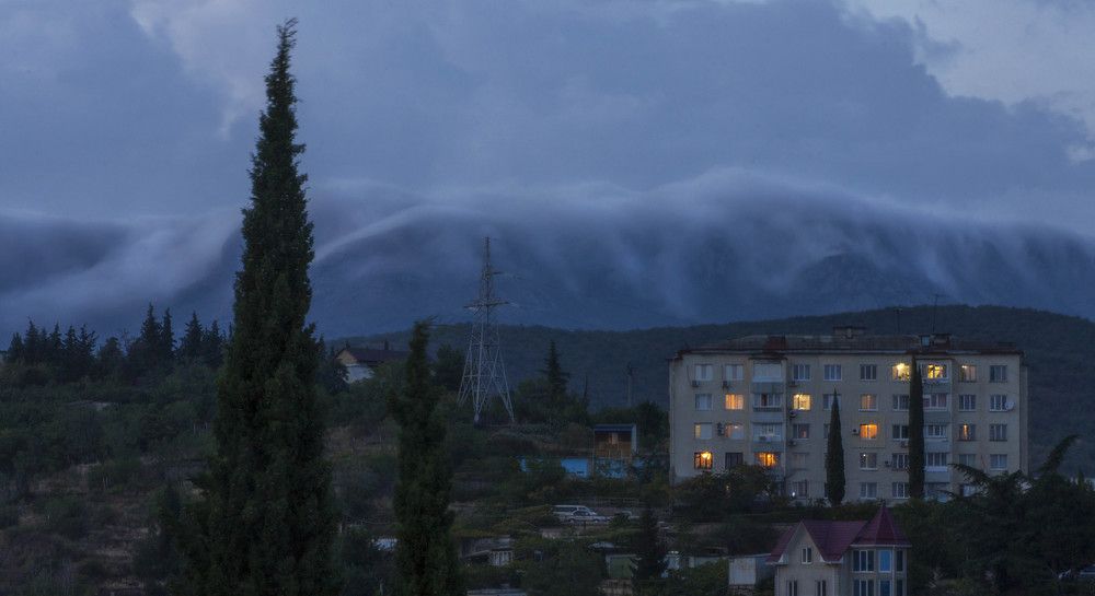 Ночной туман с гор.