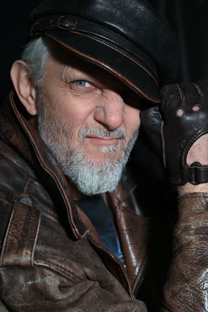 Зрелый мужчина