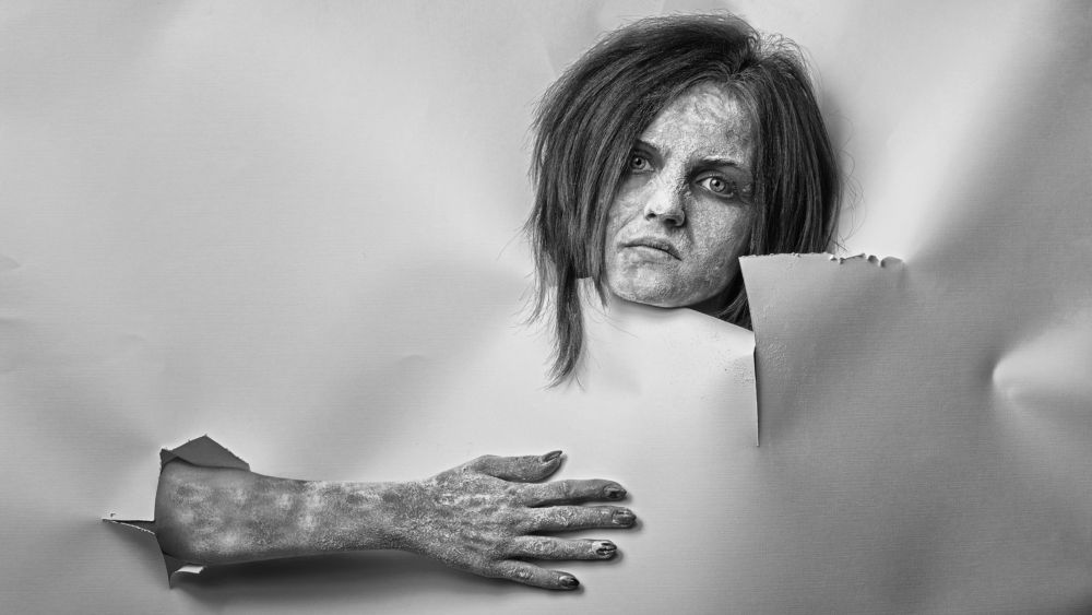 "Бумага всё стерпит"