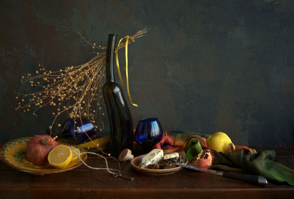 С фруктами и сыром