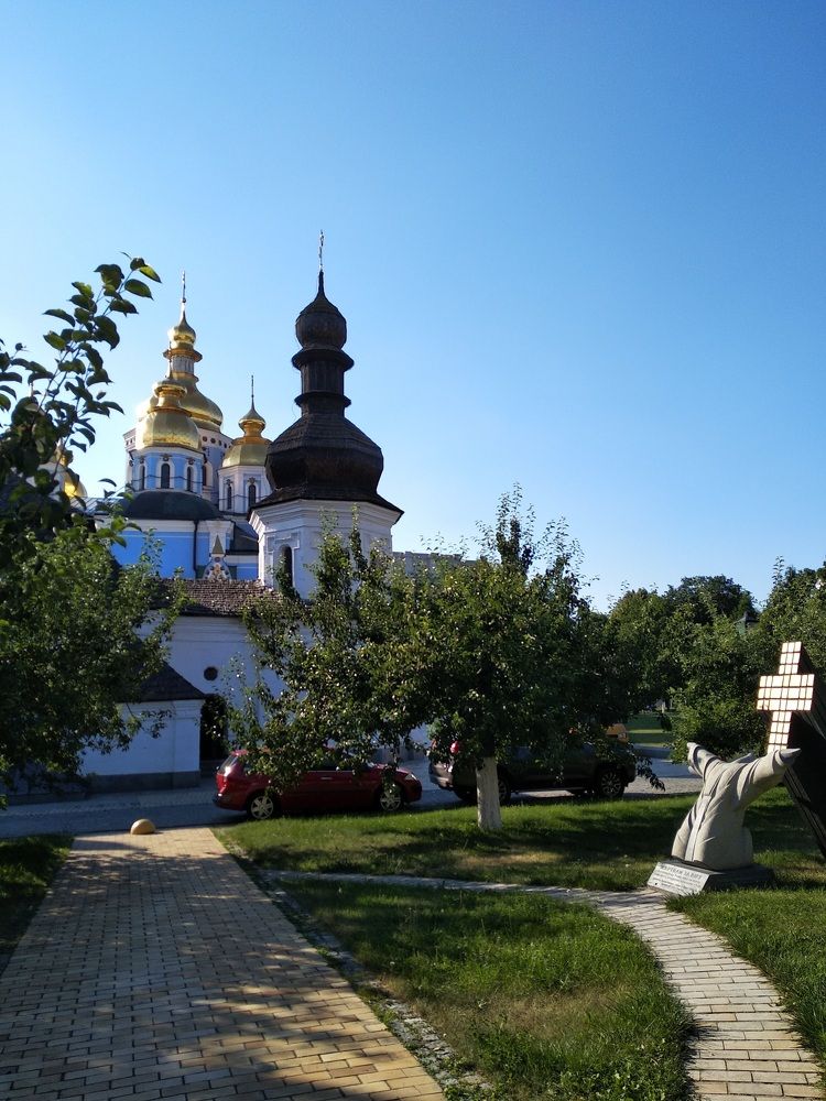 Трапезная церковь.