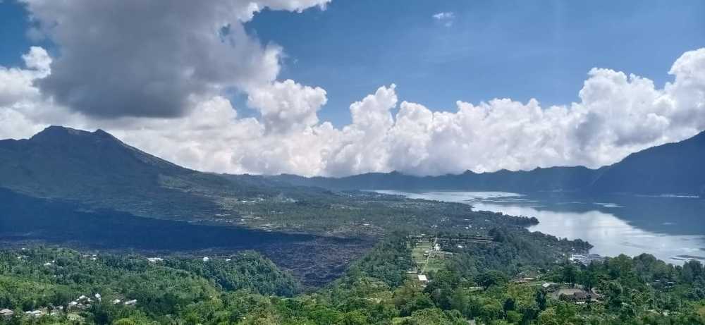 Photograph by Alfin Godeamus Loen