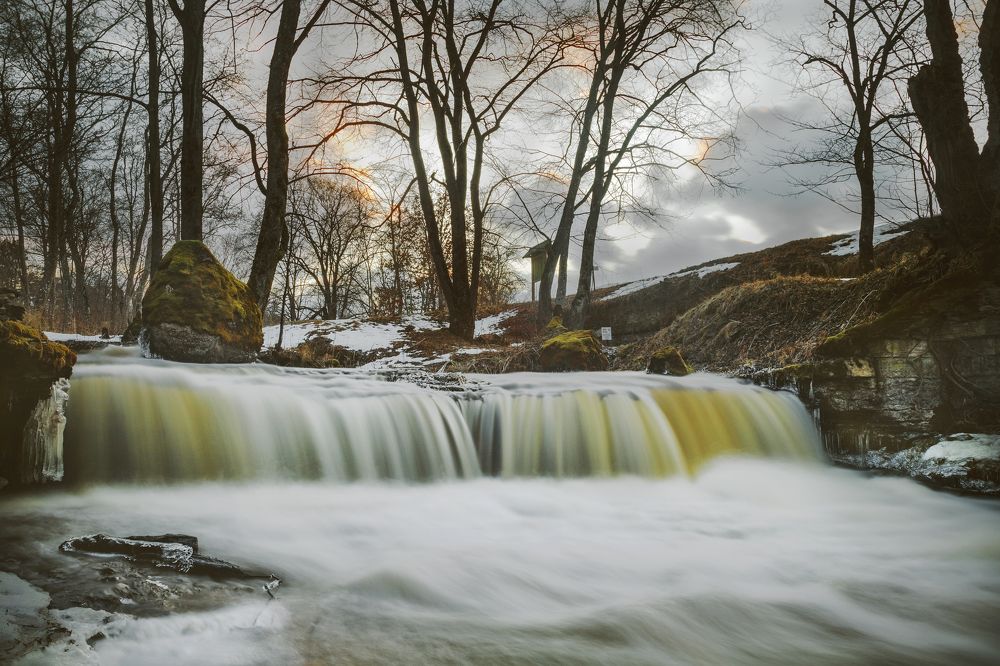 Photograph by Dmitri Kržetškovski