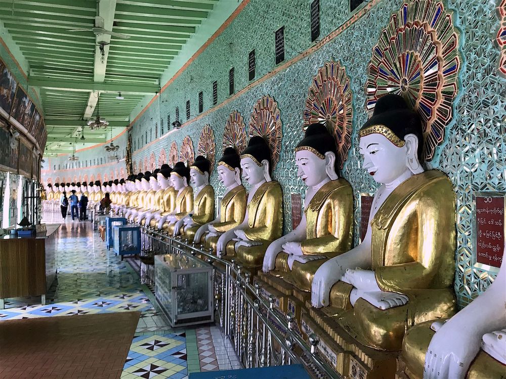 Un Min Thonze Temple -