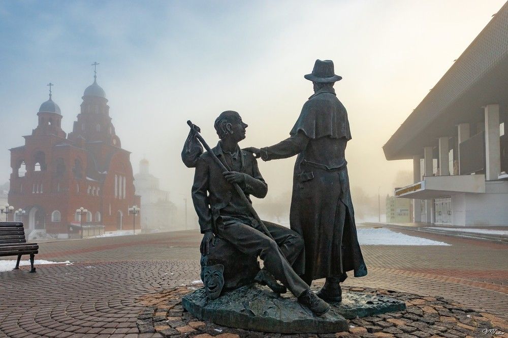 Мы бродячие артисты, мы в дороге день за днём...