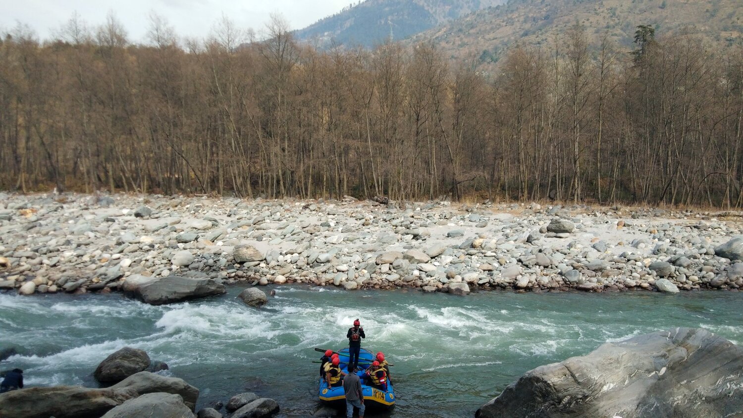 Rafting on mountains