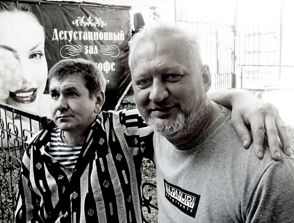 Друзья  по  службе в ВДВ!